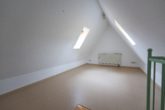 Spitzboden Raum 1 - Attraktive Wohnung mit viel Platz und Charme