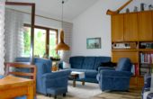 Wohnzimmer - Wohnen auf drei Ebenen – wie im Eigenen Haus