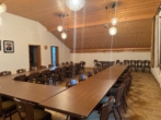 Besprechung OG - Gewerbehalle mit Freifläche zu verpachten